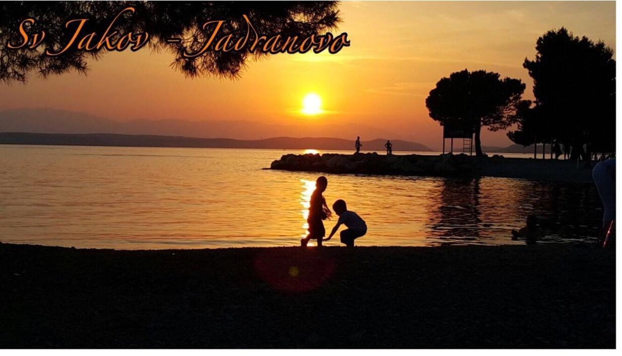 Appartamento Amz Ap2 Jadranovo Esterno foto